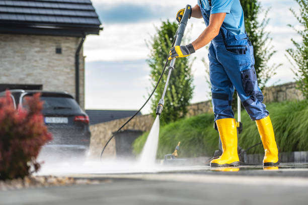 Why Choose Our Certified Pressure Washing Experts for Your Project Needs in Kremmling, CO?